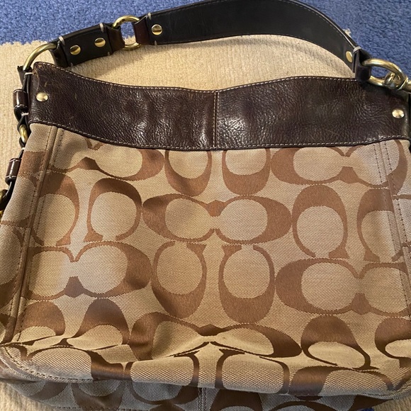 Coach purse - Picture 1 of 3